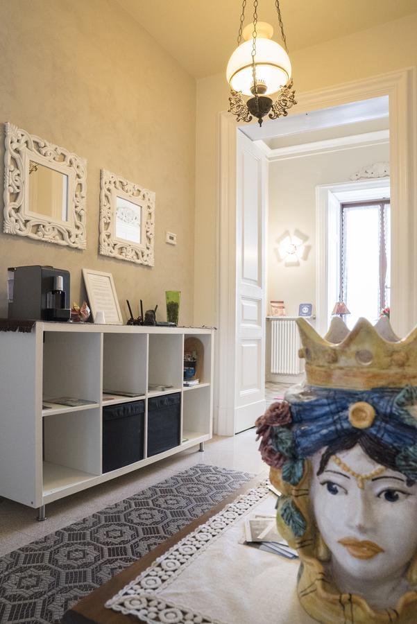 Rossocorallo B&B CTA Eksteriør billede
